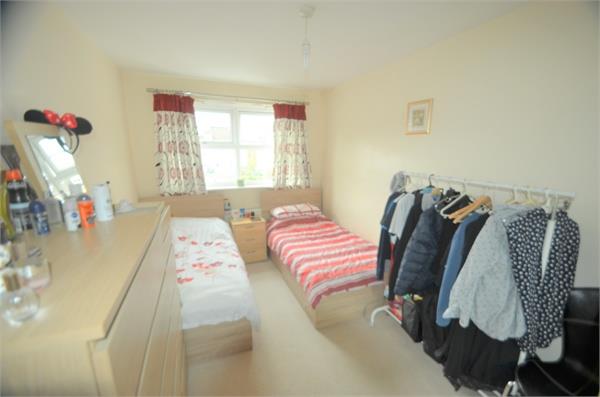 Shetland Court, Mill Hill